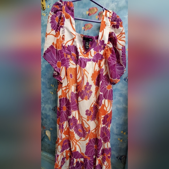 Forever 21 floral summer dress - Picture 2 of 3